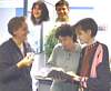 Nicole Schoonderbeek, Yolanda Gonzalez, Ivo Cobbaert, Christine de Ridder en Karin Herremans op het kantoor in Belgi&euml; (min of meer)